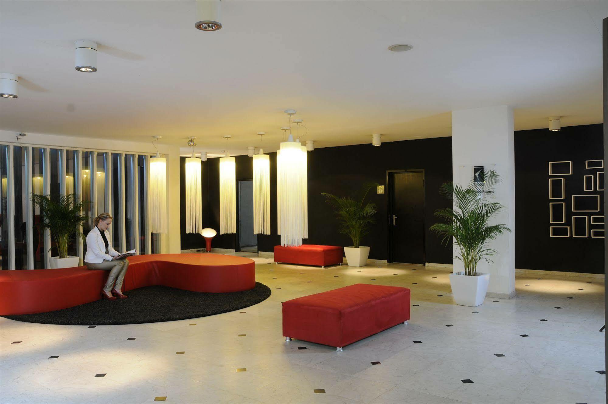 Corbie Mol Hotell Exteriör bild